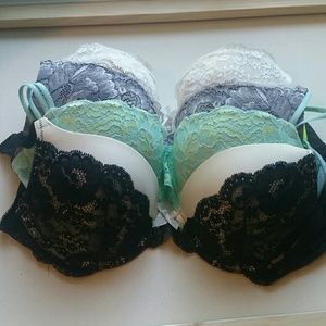 Victoria's Secret Bundle 4 Push Up Bras 32C